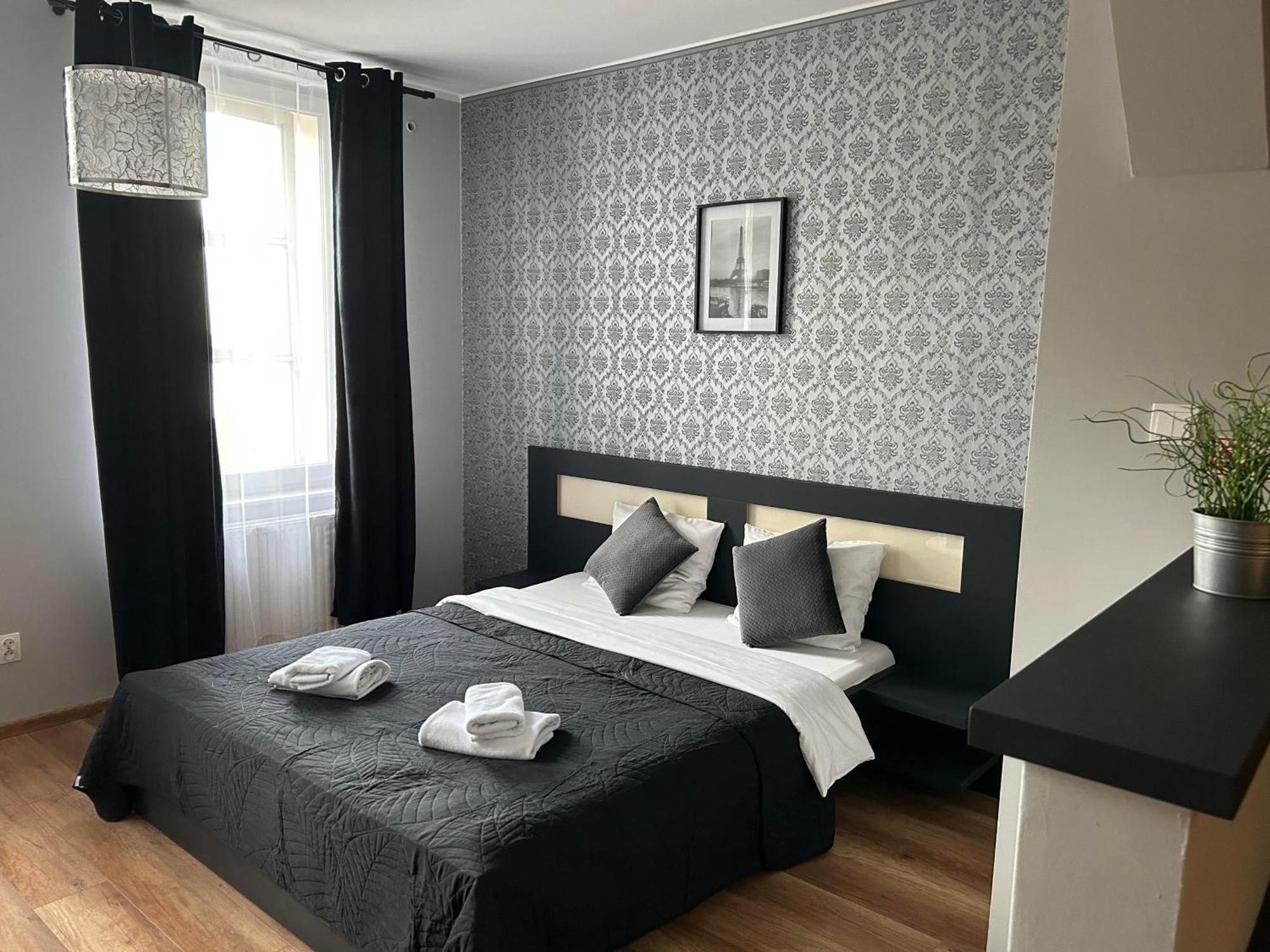 H-T-L Apartamenty Junior Nowa Sol Exterior foto